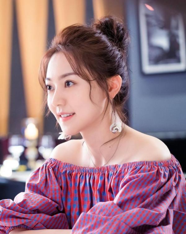 90後女演員裡，有“端莊”長相的，我只服這4位！這才是大女主感