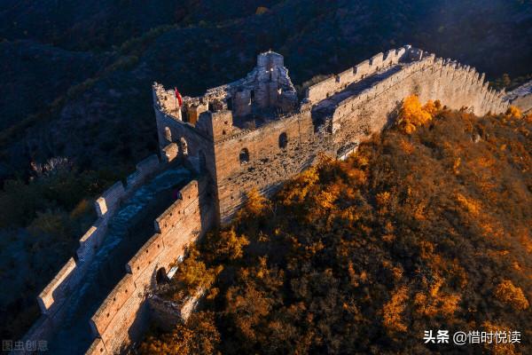 《史記》：秦二世胡亥，何以有這麼大的能量，直接敲碎了大秦帝國