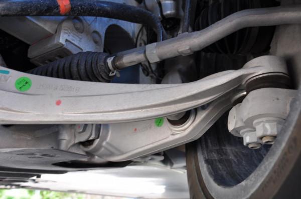 蔚來ES6空氣懸掛異響怎麼辦？