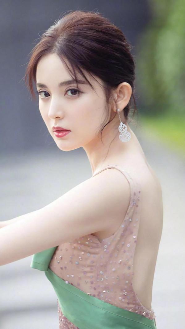 千嬌百媚的古力娜扎 千嬌百媚的古力娜扎