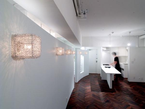 東京新宿28年老宅改造，62平，像畫廊一樣的市中心藏身之處