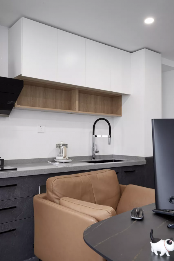 骨灰級斷舍離:入住3個月,全屋“0收納” 骨灰級斷舍離:入住3個月,全屋“0收納”