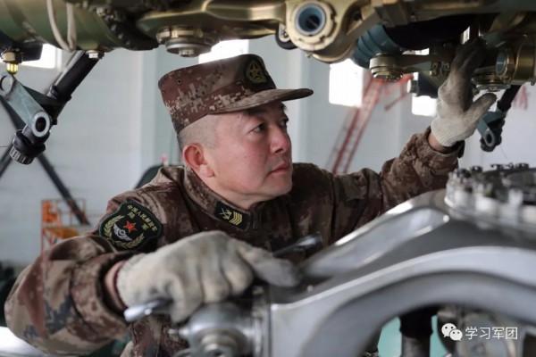 老兵的獨家記憶丨一句堅持30年的承諾：&OpenCurlyDoubleQuote;我要對戰友的生命安全負責！&rdquo;