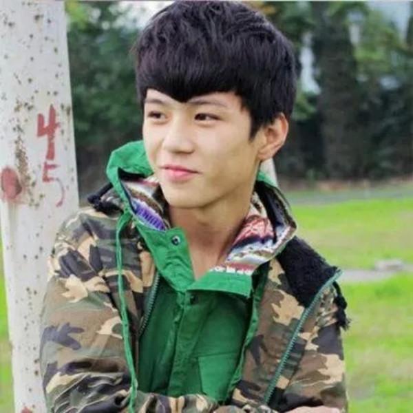 變形計主角今昔對比：真香男孩當上老闆，高佔喜考上211成國防生