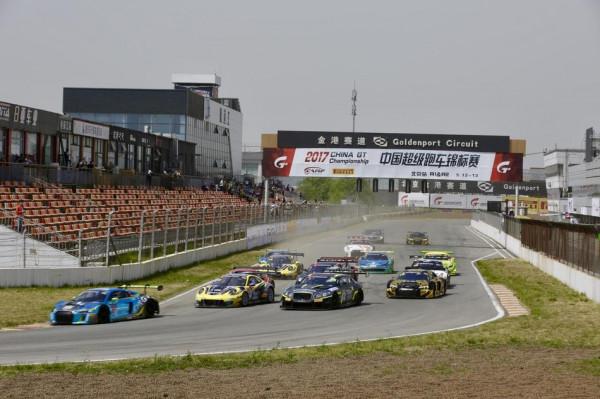 雙旦出遊好去處，盤點一些家門口的賽車場