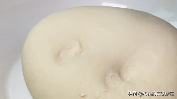 天冷發麵別隻加酵母,教你一招,15分鐘發滿盆,鬆軟又香甜 天冷發麵別隻加酵母,教你一招,15分鐘發滿盆,鬆軟又香甜