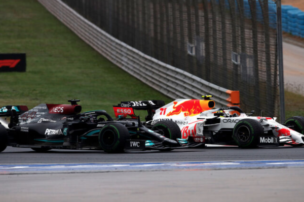 再議漢密爾頓VS維斯塔潘,到底誰贏得總冠軍的可能性更大? 再議漢密爾頓VS維斯塔潘,到底誰贏得總冠軍的可能性更大?