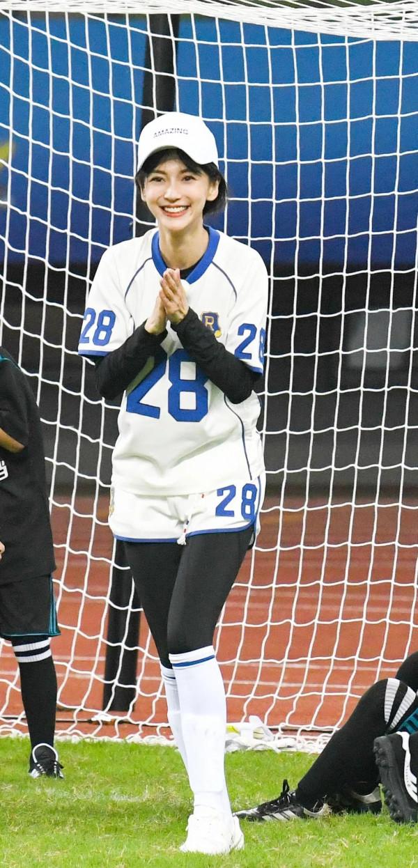 楊穎 天使寶貝綜藝現場的另一面(組圖) 楊穎 天使寶貝綜藝現場的另一面(組圖)