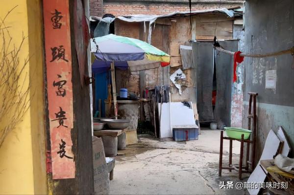 山東怪老頭在農村賣包子,全國各地都趕來吃,嫌人多直往外攆客 山東怪老頭在農村賣包子,全國各地都趕來吃,嫌人多直往外攆客