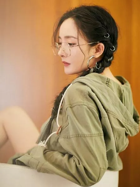 眼鏡封印顏值？掌握這些小技巧，反而能加分