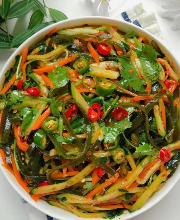 家庭版朋友聚餐,“6熱4涼1湯”,好吃上檔次 家庭版朋友聚餐,“6熱4涼1湯”,好吃上檔次