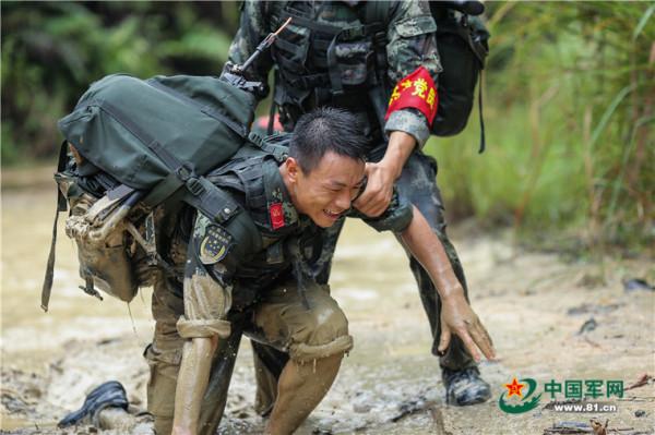 退伍季|離別在即,回望軍旅 退伍季|離別在即,回望軍旅