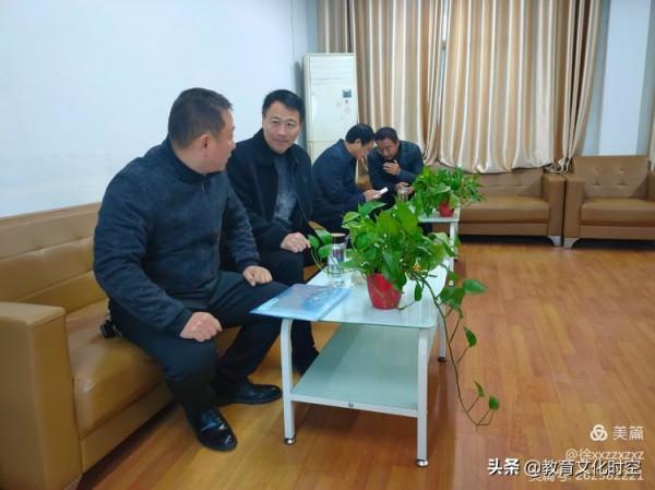 辦好家長學校 護航孩子健康成長——縣教育關工委督查家長課堂