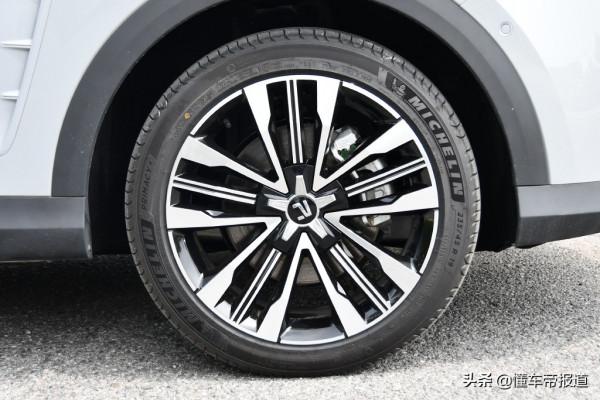 新車｜動力效能強悍 試駕飛凡汽車MARVEL R四驅版