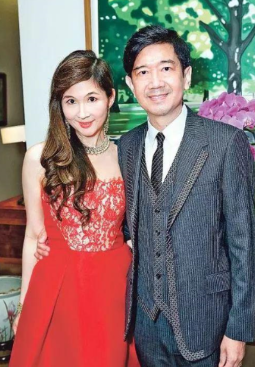“功夫女皇”楊紫瓊:5任男友皆是精品,53歲嫁法拉利總裁 “功夫女皇”楊紫瓊:5任男友皆是精品,53歲嫁法拉利總裁