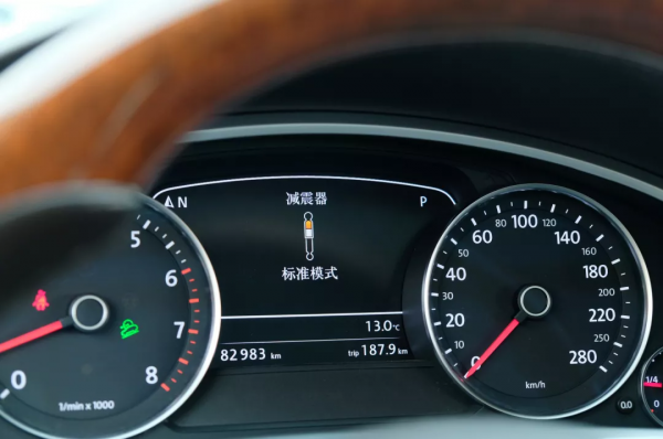 「阿站長開車」二手大眾途銳：低調但有腔調