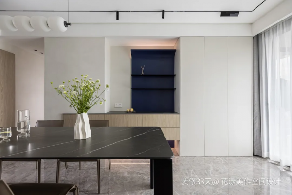 大長桌客廳,大書牆書房 大長桌客廳,大書牆書房