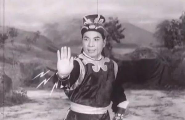 港劇傳奇曹達華,輸掉3億今價值1500億,賭王何鴻燊包他終身吃住 港劇傳奇曹達華,輸掉3億今價值1500億,賭王何鴻燊包他終身吃住