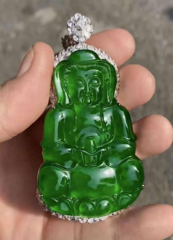 如何選購南紅，綠松石，和田玉，翡翠？只要記住一個關鍵詞