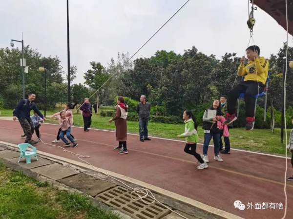 讓孩子走出教室實驗體驗更深——第一小隊記實系列 讓孩子走出教室實驗體驗更深——第一小隊記實系列