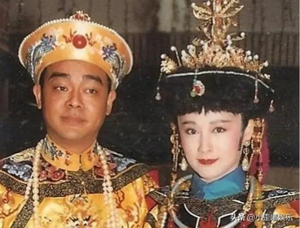 還在嘟嘴扮嫩的阿姨們，看看這些女演員，是如何超齡演出少女感