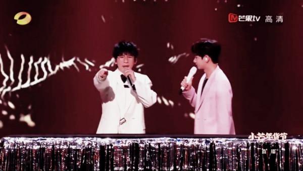 芒果年貨節：twins胖成姨，鞠婧禕半永久妝發，蔡徐坤霸氣開演