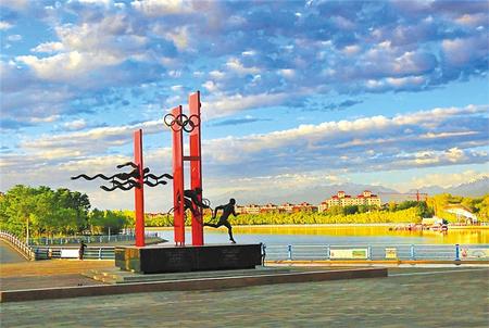 戈壁煙雨嘉峪關