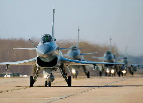 殲10C即將飛翔在巴基斯坦領空，“陣風”的天敵來了