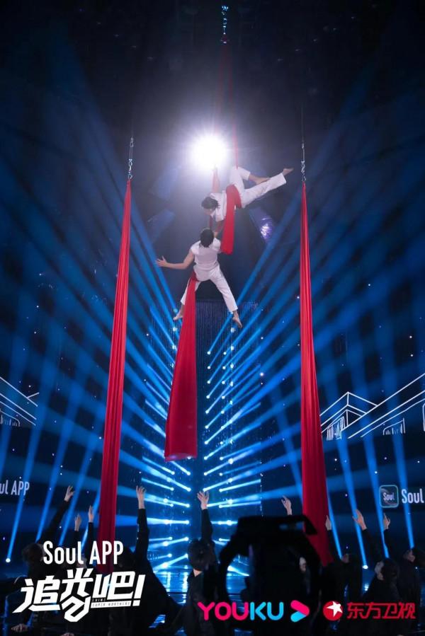 43歲吳建豪上演高難度動作，這一招出來把金星都嚇到