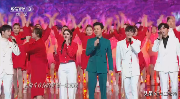 看完央視跨年晚會和《我要上春晚》，我開始關注任魯豫身旁新面孔