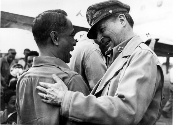 嘴上沒把門？安倍又給岸田挖坑：不能讓美國人獨自戰鬥，我們也上