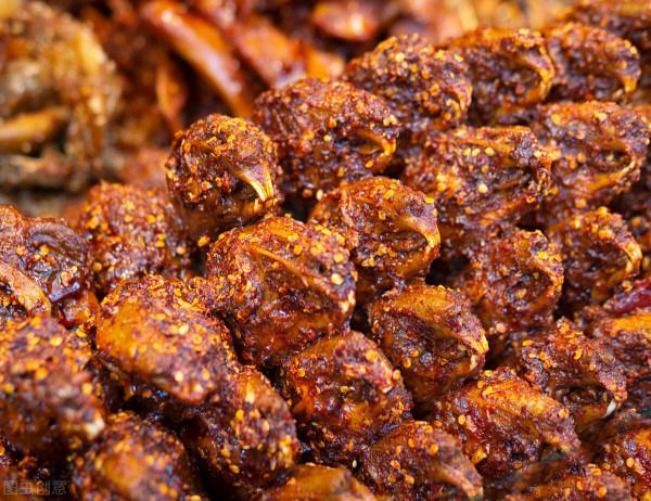 在重慶成都的美食中，這4種我至今都不敢嘗試！你愛吃嗎？