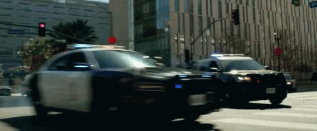 新片繼續“炸”,離開了《變形金剛》的爆炸貝,這次能夠翻身嗎? 新片繼續“炸”,離開了《變形金剛》的爆炸貝,這次能夠翻身嗎?