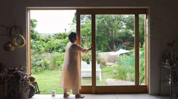 她從全職太太變成女總裁後,怒甩渣男,買7套房換著住:太爽了 她從全職太太變成女總裁後,怒甩渣男,買7套房換著住:太爽了