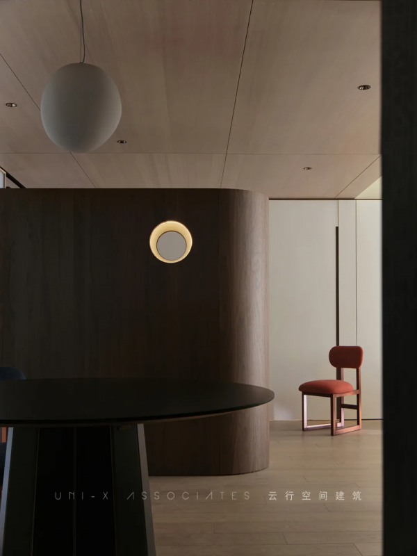 一個東方氣息現代樣貌的居所