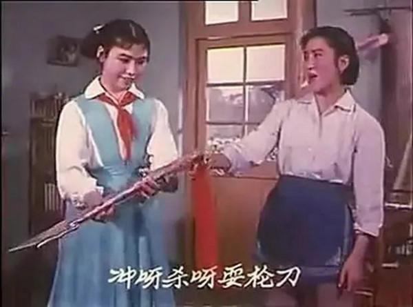 老電影（0542）《三朵小紅花》北京電影製片廠（1965）劇照欣賞