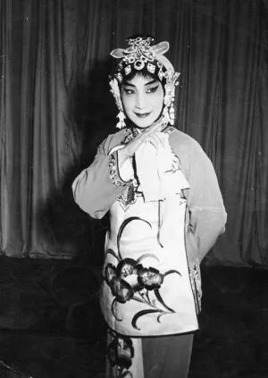 一代京劇名家關肅霜與李少春互為知己,晚年真是被“氣”死的嗎? 一代京劇名家關肅霜與李少春互為知己,晚年真是被“氣”死的嗎?