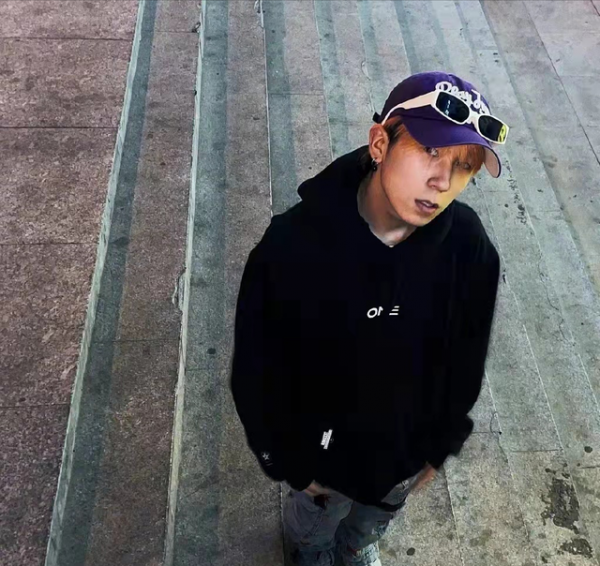 知名嘻哈組合,8英里成員達芬奇、萬六被曝多人運動,影響惡劣 知名嘻哈組合,8英里成員達芬奇、萬六被曝多人運動,影響惡劣