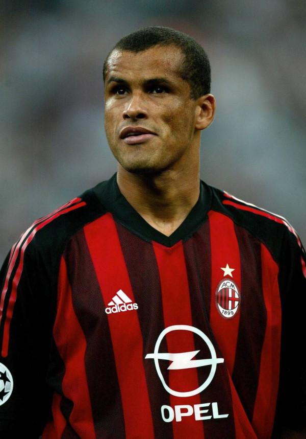 AC米蘭當年中場4個10號是什麼水平？