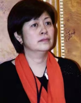 董志華：娶王京花，成名路上有淚有痛，今影帝兒子成他驕傲