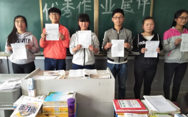 40名學生考七門課，無一人超過200分，農村初中真的要涼？