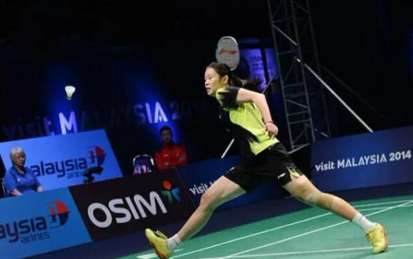 羽球后場被動步法，在被動中還擊對方回球，運用得當方可化為主動