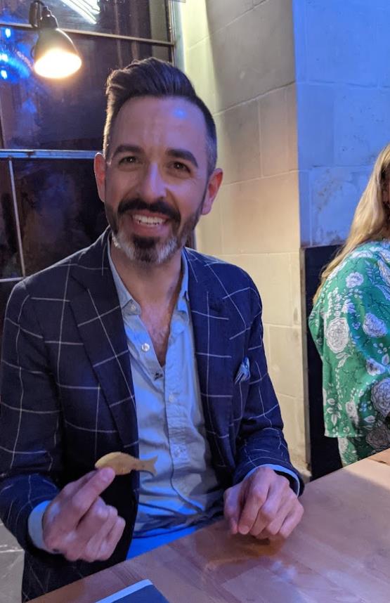 外國博主吐槽最糟米其林，27道奇葩菜，還要從主廚“嘴”裡舔著吃