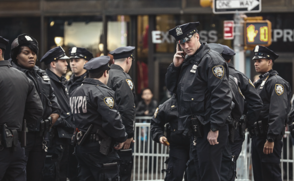 1985年，美國18歲女孩在家門口失蹤，兇手竟屢次打電話戲耍其家人