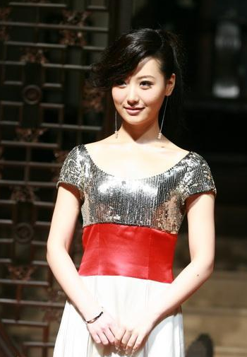 被認成胡歌“老婆”,與成龍傳緋聞,京城四美白冰的故事比戲出彩 被認成胡歌“老婆”,與成龍傳緋聞,京城四美白冰的故事比戲出彩