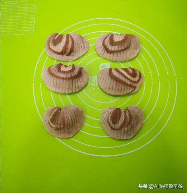 想吃包子不會捏褶子的可以收藏了，簡單易學的貝殼包，鬆軟顏值高