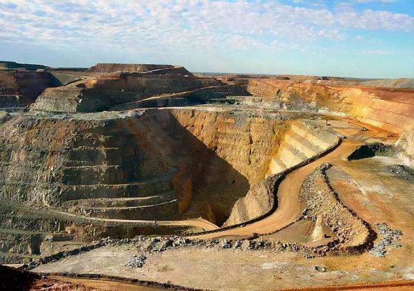 地球上有多少黃金？全球72億人，每人至少能分550萬噸