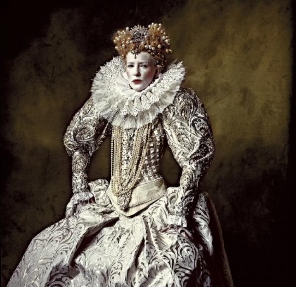 伊麗莎白一世25歲登基，為保住青春一輩子戴假髮抹鉛粉，69歲去世