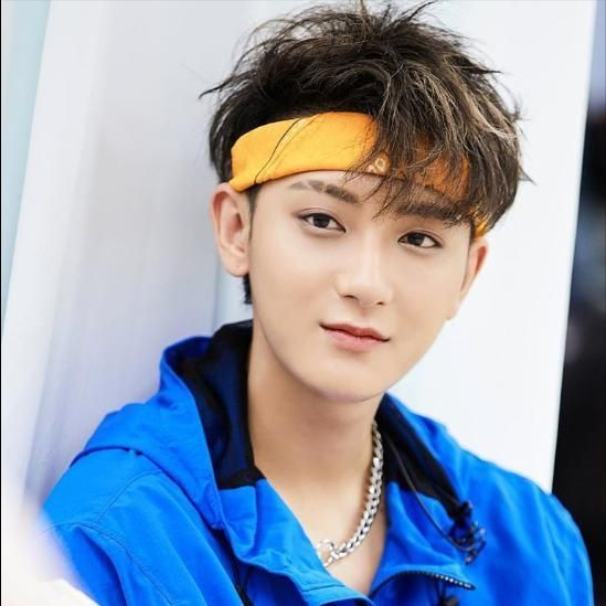 一臉問號,這10位當紅明星,個個人氣爆棚,卻拿不出幾部代表作 一臉問號,這10位當紅明星,個個人氣爆棚,卻拿不出幾部代表作