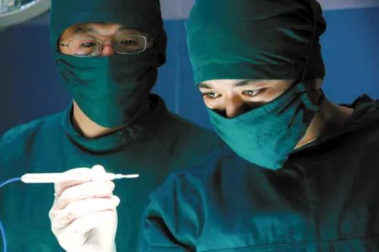 “放血療法”存在了那麼久，真的一點用都沒有嗎？醫生闢謠講清楚